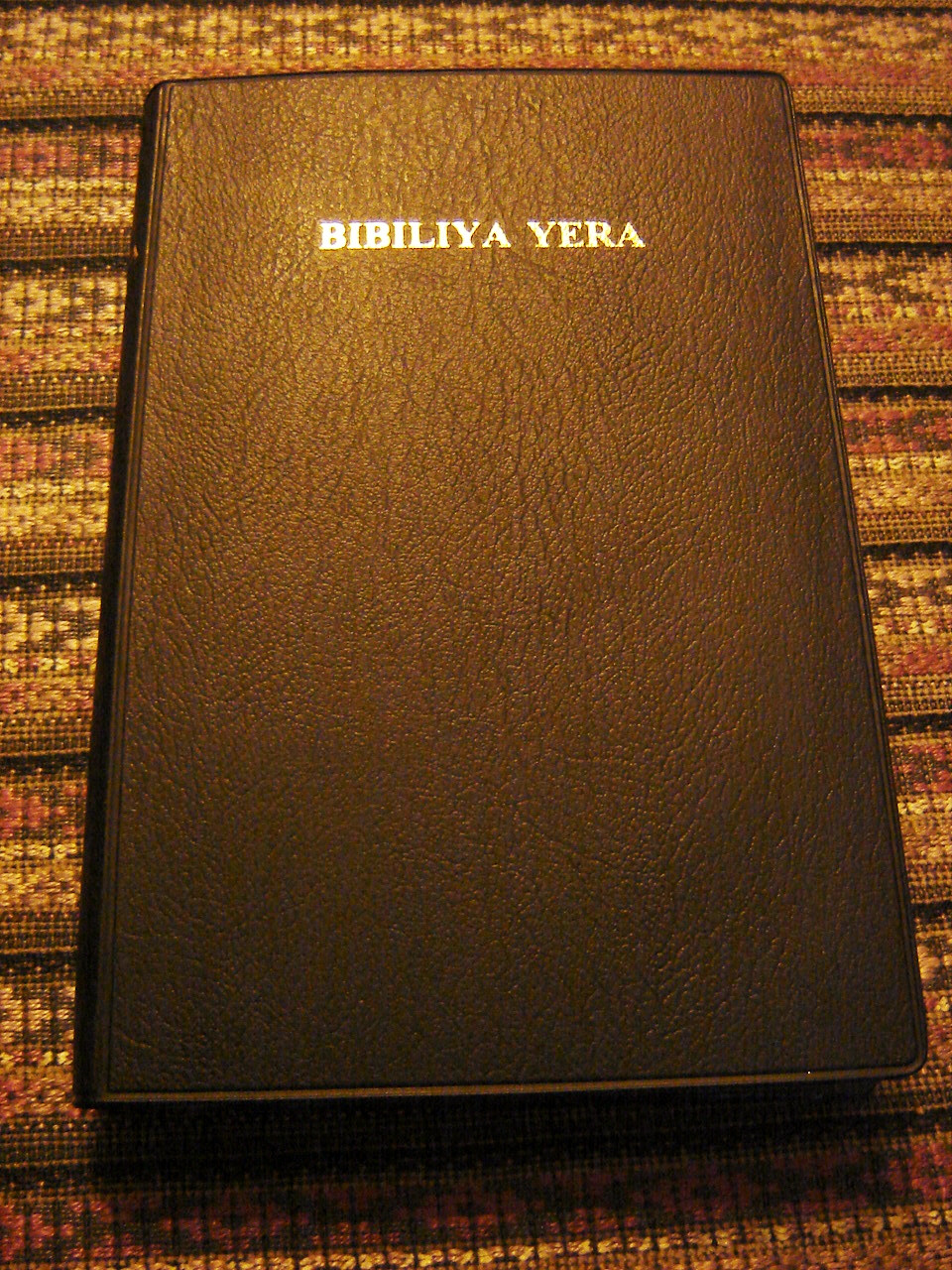 kinyarvandan-bible-bibiliya-yera-rwanda-la-sainte-bible-en